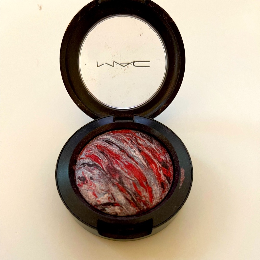 RARE MAC - Rodarte - Bordertown Eyeshadow